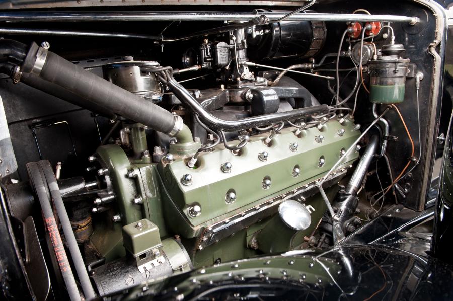  Packard Twelve Coupe Roadster 1933 года  (фото 26 из 51)